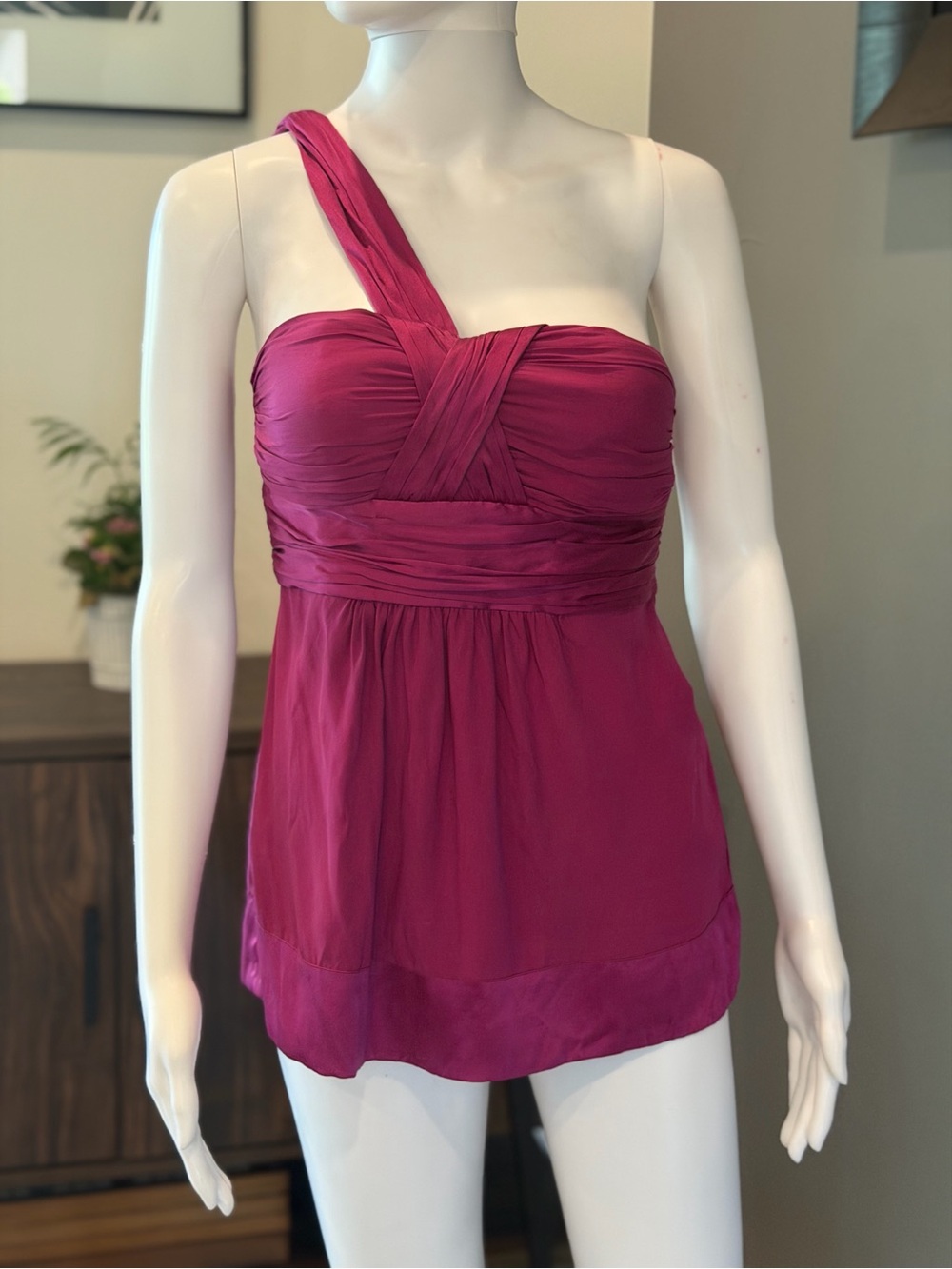 Bebe pink one sleeve Top - XS